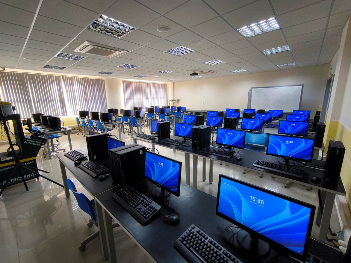 Fatec Senai Rondonópolis inaugura laboratório de informática e lança 1º curso presencial de IA