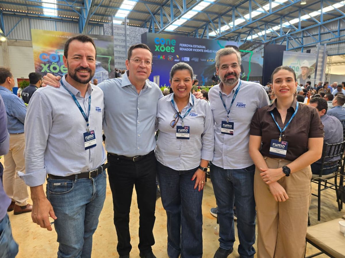 inauguração ferrovia rumo