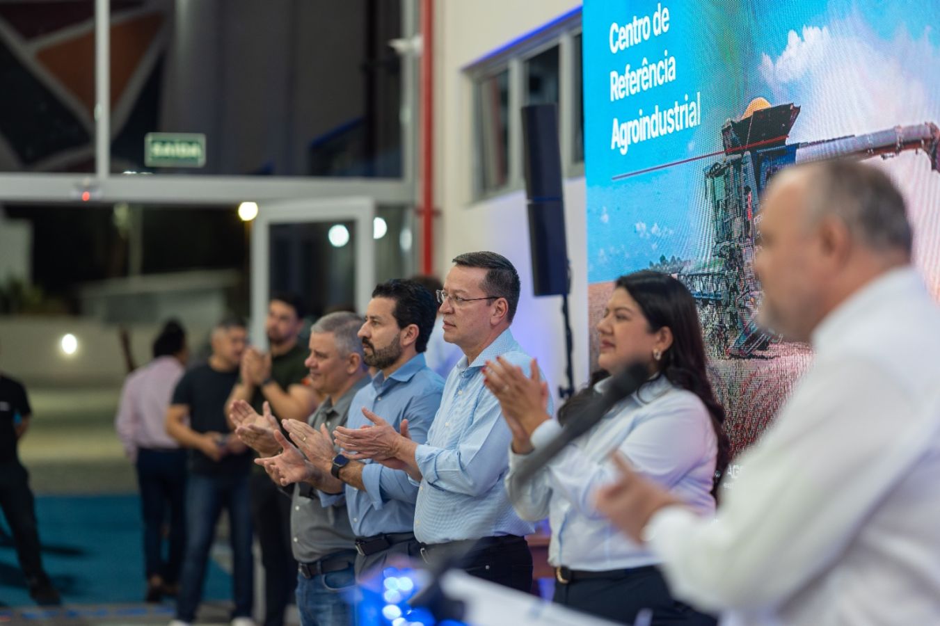 inaugura centro 