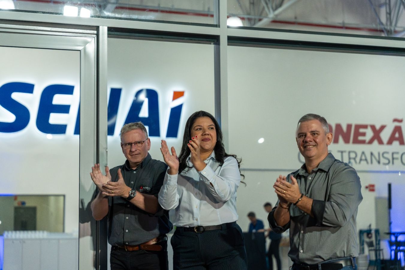 inaugura centro 