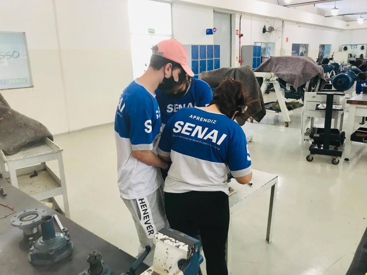 jovens mercado de trabalho